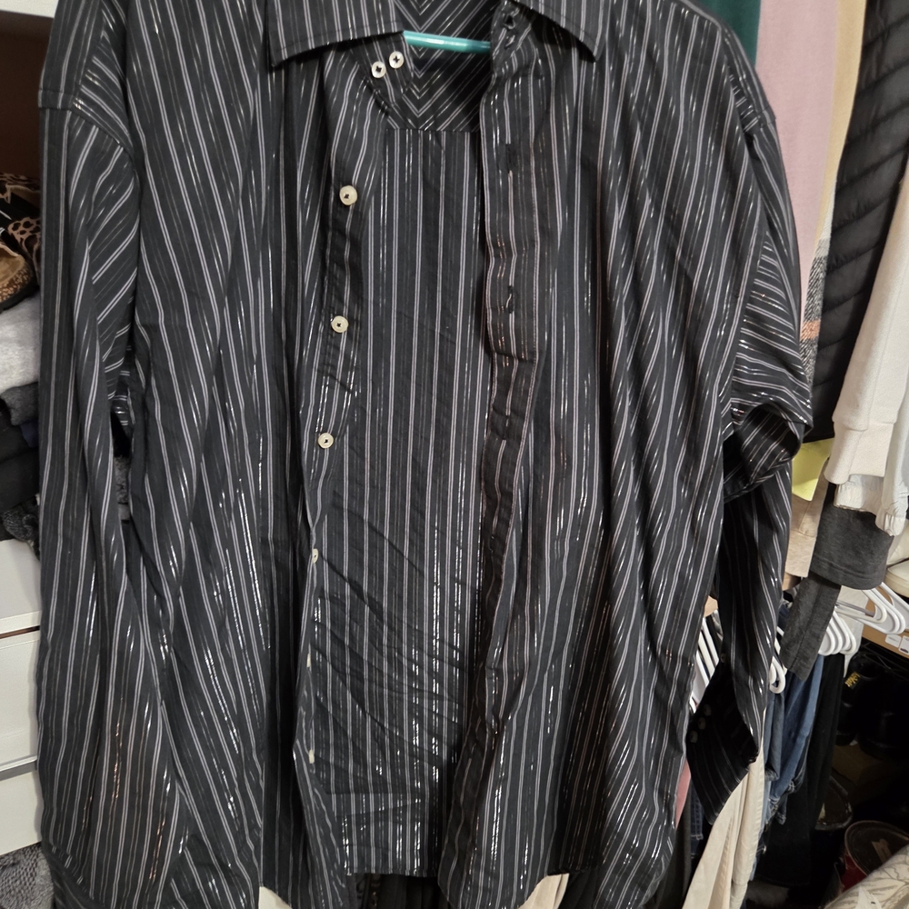 Men's Black Striped Button-Up Shirt